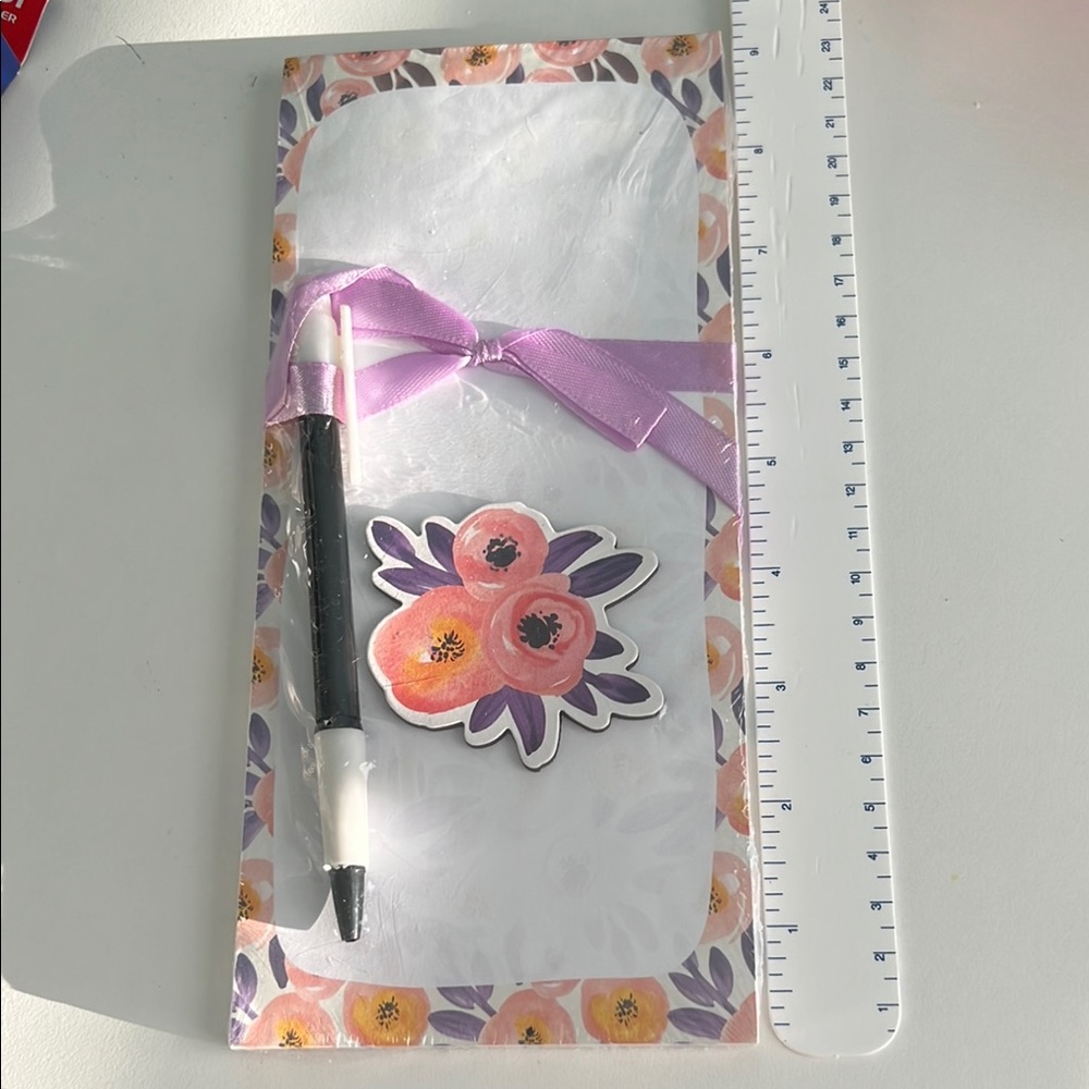 Floral Notepad with Pen - Picture 2 of 3